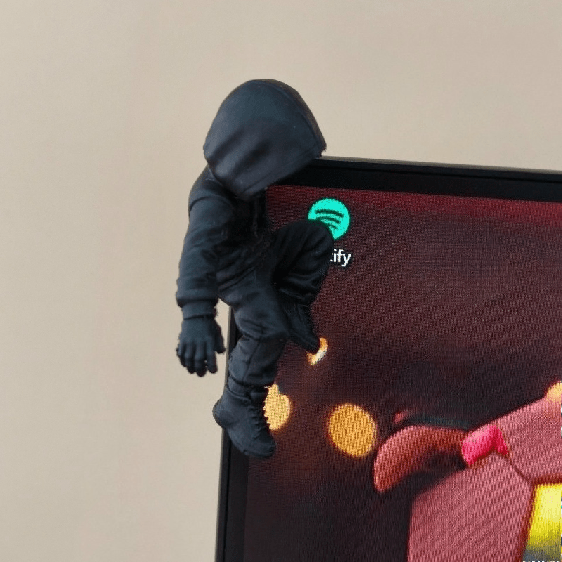 Climb Hoodie Alien Mini Statue - Retro Gaming Monitor reseña y precio